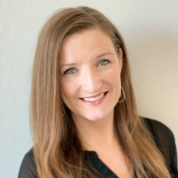 Jessica Raggio headshot